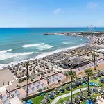 Sol By Melia Puerto Marina 아파트호텔